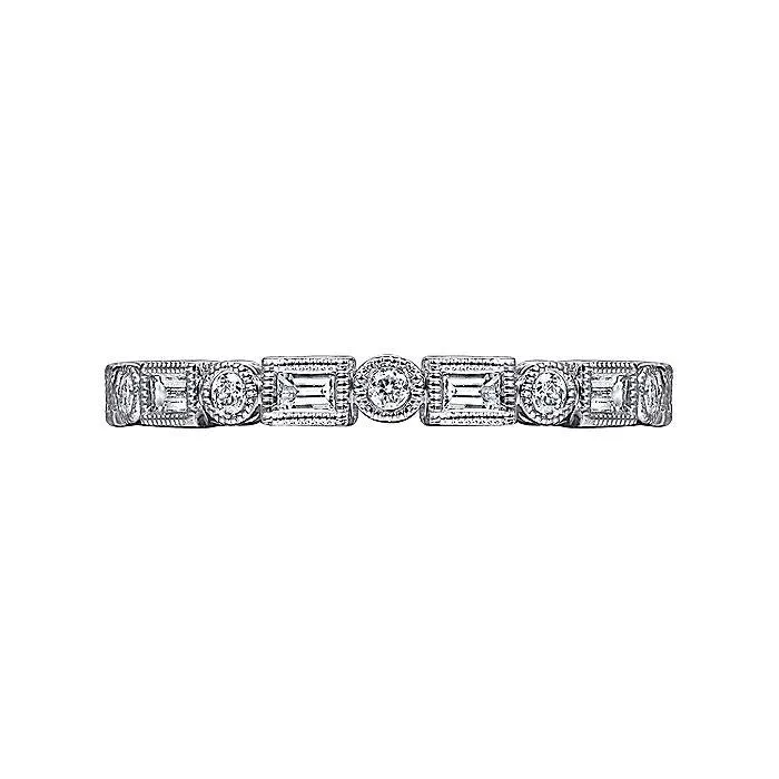 14K White Gold Baguette and Round Diamond Ring