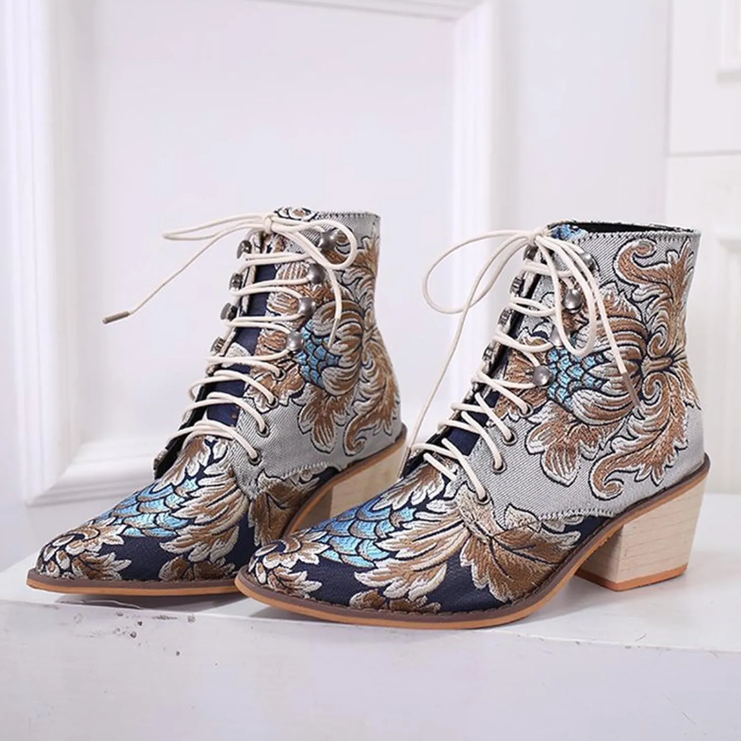 Ankle Boots for Women Retro Printed Pointed Toe Lace-up Embroidered Cowboy Boots for Women Western Ankle Shaft Boot Bootie