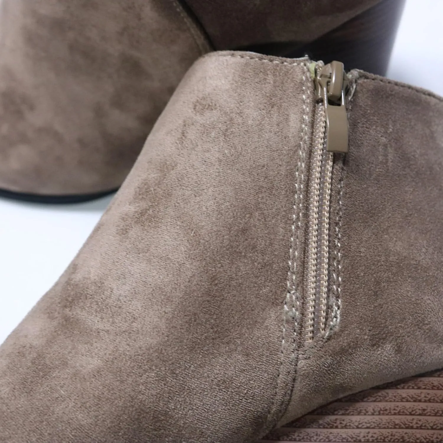 Cathalem Ankle Booties for Women Retro Cutout Comfy Short Boots V Cut Wedges Ankle Boots Stacked Chunky Block Heels Shoes