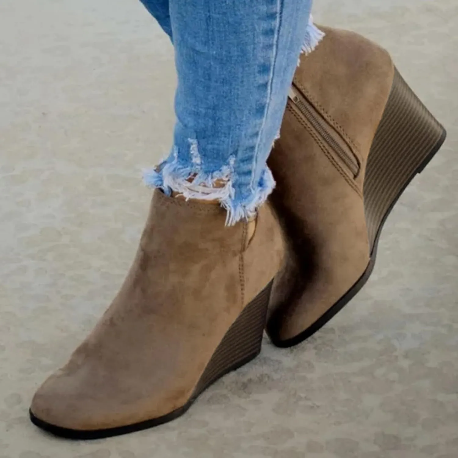Cathalem Ankle Booties for Women Retro Cutout Comfy Short Boots V Cut Wedges Ankle Boots Stacked Chunky Block Heels Shoes