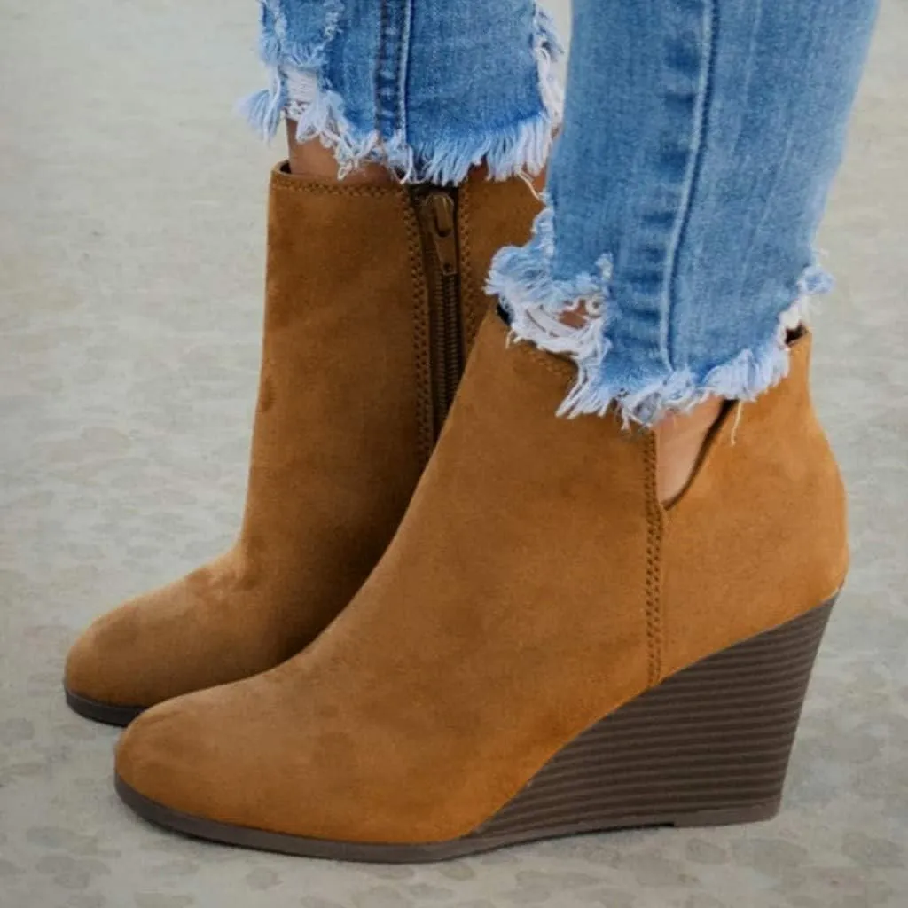 Cathalem Ankle Booties for Women, Womens Ankle Boots Pointed Toe Faux Stacked Chunky Heels Tassels Side Zipper Booties