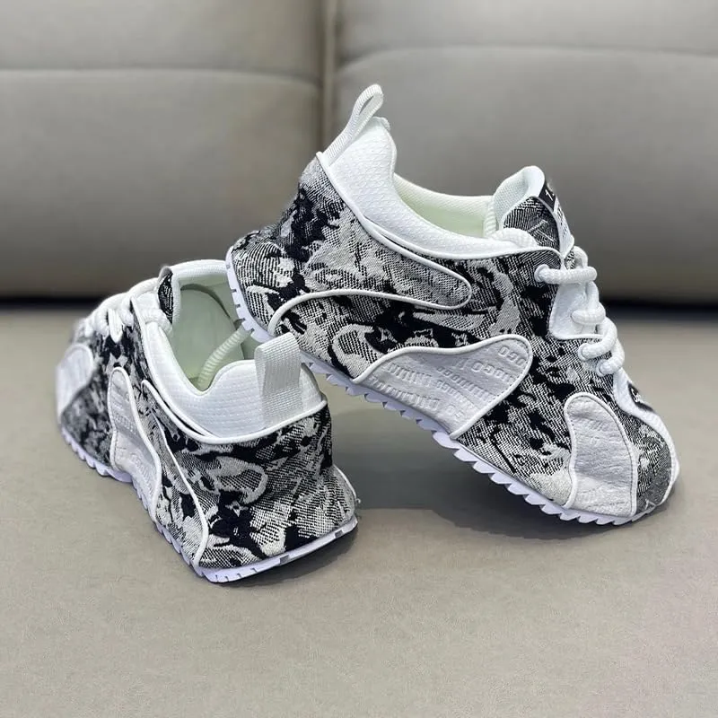 Men's Fashionable and Breathable Sports Shoes are Anti-Slip and wear-Resistant, Suitable for Casual Outdoor Activities