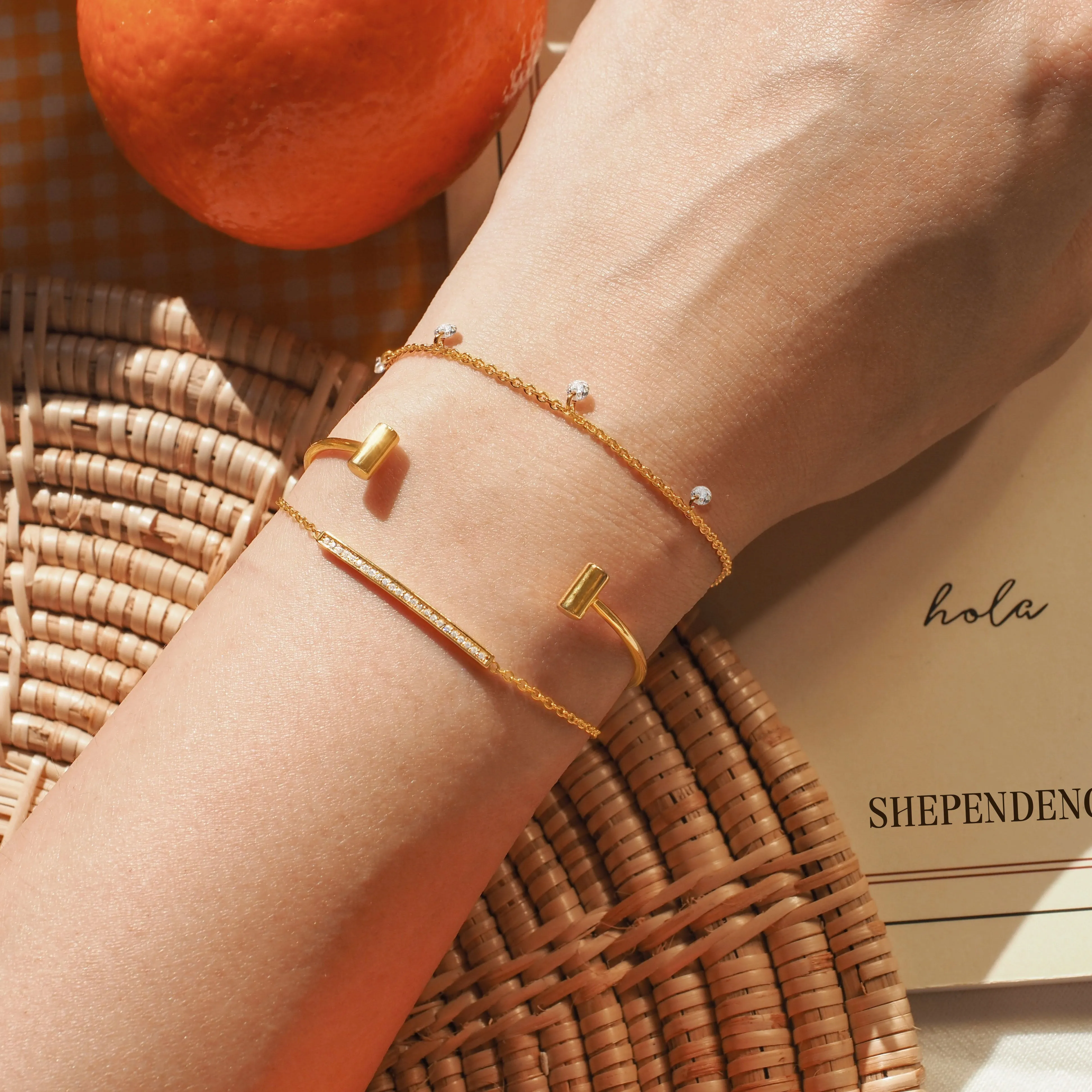 Sleek Crystal Bar Braclet